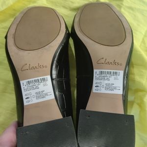 Clark's ladies shoes size 6.5